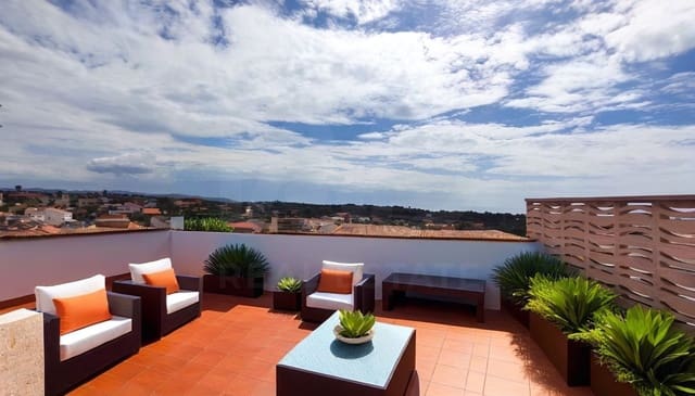 Apartamento de 3 habitaciones en Cubelles en venta - 325.000 € (Ref: 9988857)