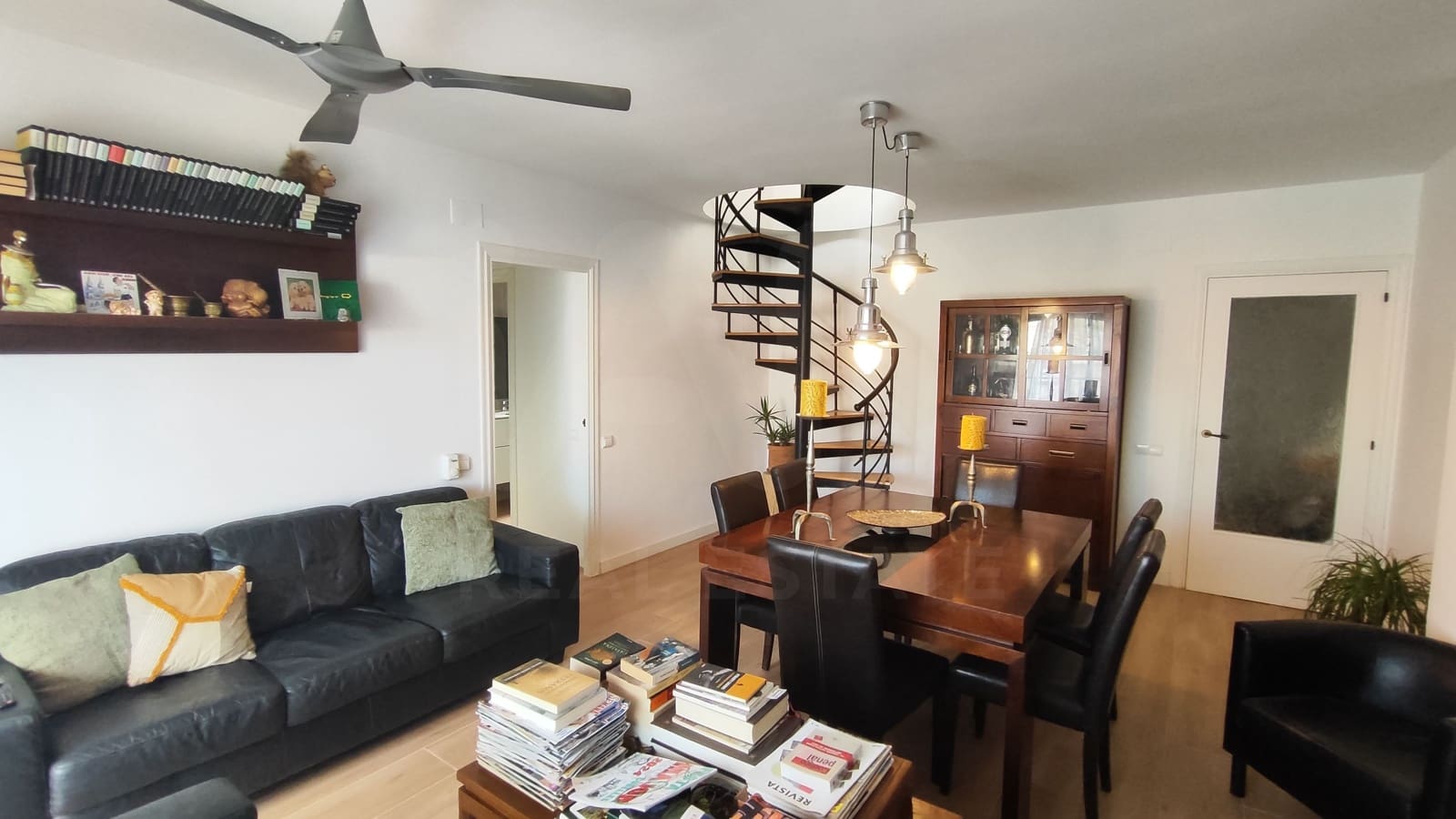 3 soveværelse Lejlighed til salg i Cubelles - € 325.000 (Ref: 9988857)