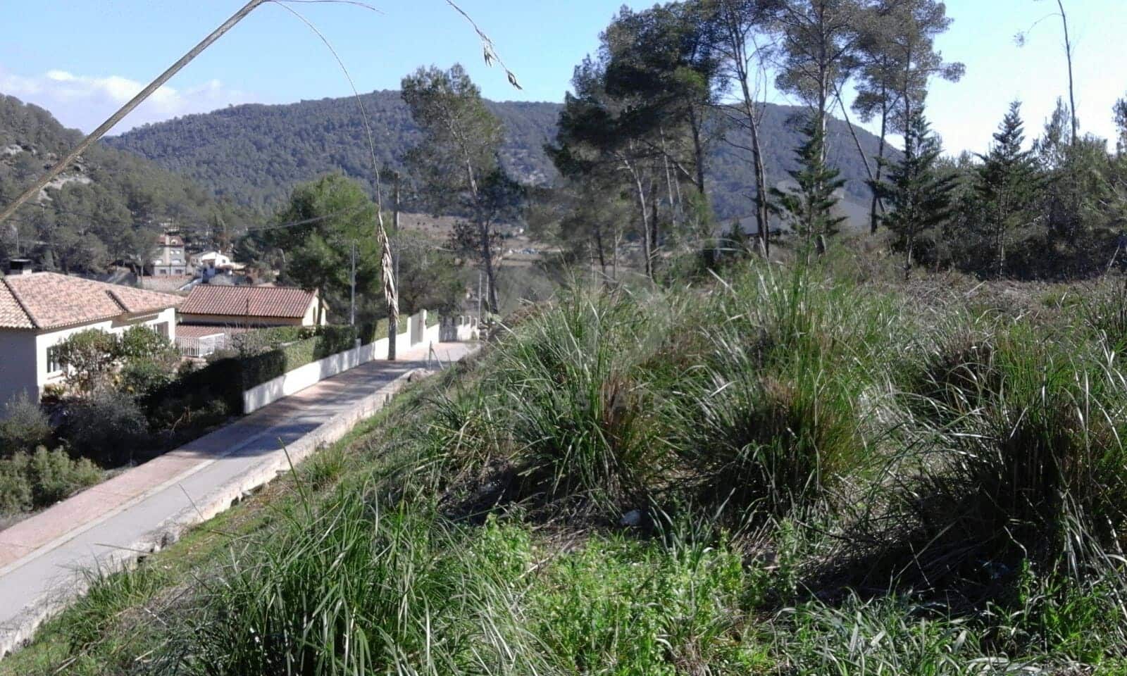 Bouwgrond te koop in Barcelona stad - € 122.500 (Ref: 9988862)