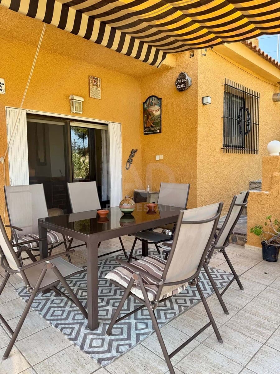 4 sypialnia Dom na sprzedaż w Miasto Alicante / Alacant z basenem garażem - 465 000 € (Ref: 9988867)