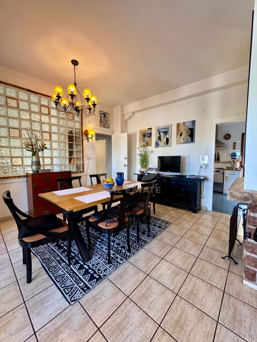 4 sypialnia Dom na sprzedaż w Miasto Alicante / Alacant z basenem garażem - 465 000 € (Ref: 9988867)