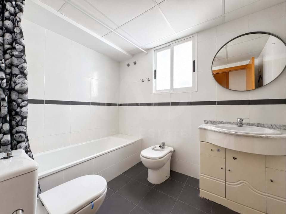 3 Zimmer Apartment zu verkaufen in Valencia Stadt - 186.900 € (Ref: 9988869)
