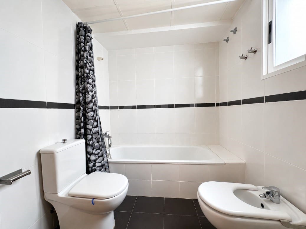 3 Zimmer Apartment zu verkaufen in Valencia Stadt - 186.900 € (Ref: 9988869)