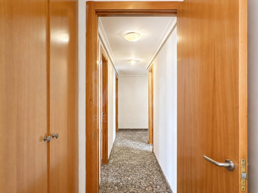 3 Zimmer Apartment zu verkaufen in Valencia Stadt - 186.900 € (Ref: 9988869)