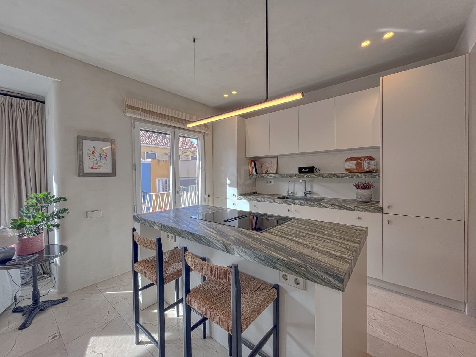 2 soveværelse Lejlighed til salg i Alicante by - € 330.000 (Ref: 9988870)