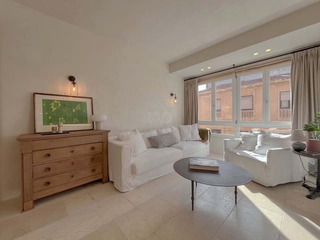 Apartamento de 2 habitaciones en Mercado, Alicante / Alacant ciudad en venta - 330.000 € (Ref: 9988870)