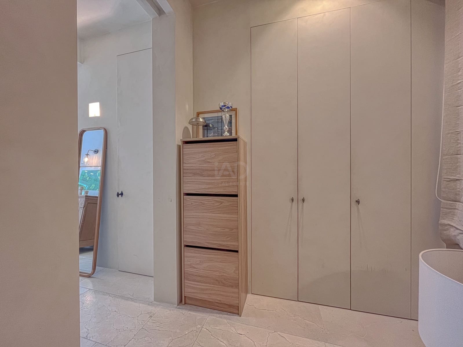 2 soveværelse Lejlighed til salg i Alicante by - € 330.000 (Ref: 9988870)