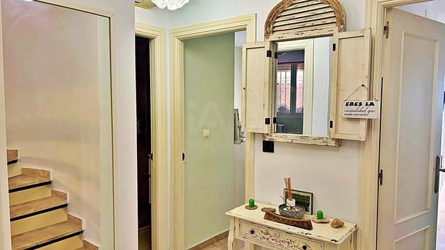 4 sypialnia Dom szeregowy na sprzedaż w Muchamiel / Mutxamel z basenem garażem - 335 000 € (Ref: 9988871)