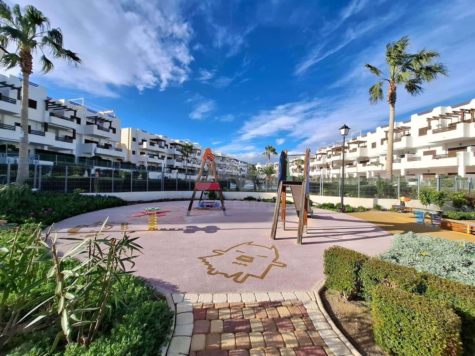 2 sypialnia Apartament na sprzedaż w San Juan de los Terreros z basenem - 202 000 € (Ref: 9988872)