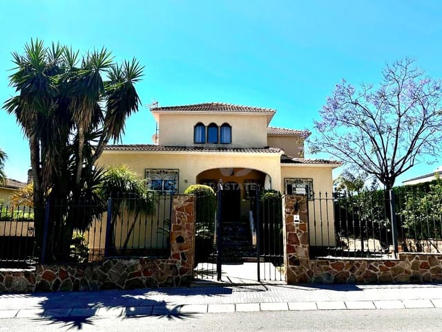 5 soverom Villa til salgs i Poniente, Benidorm med svømmebasseng garasje - € 895 000 (Ref: 9988873)