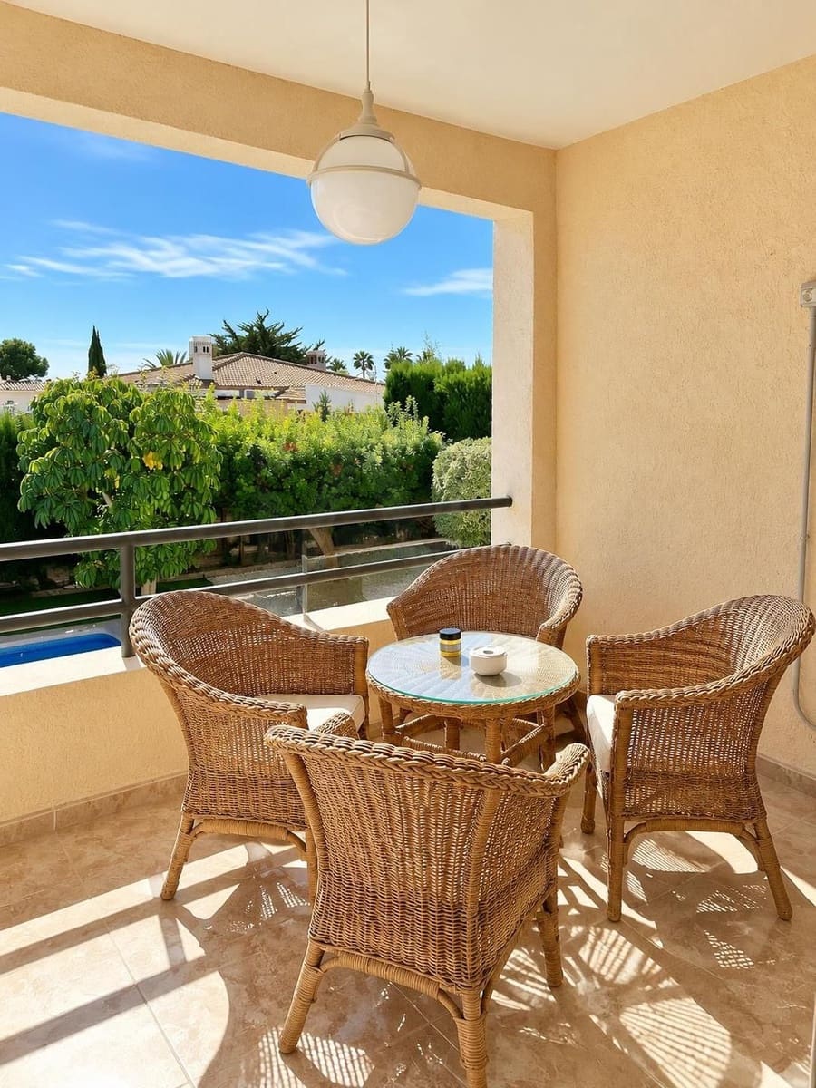 5 bedroom Villa for sale in Benidorm with pool garage - € 895,000 (Ref: 9988873)