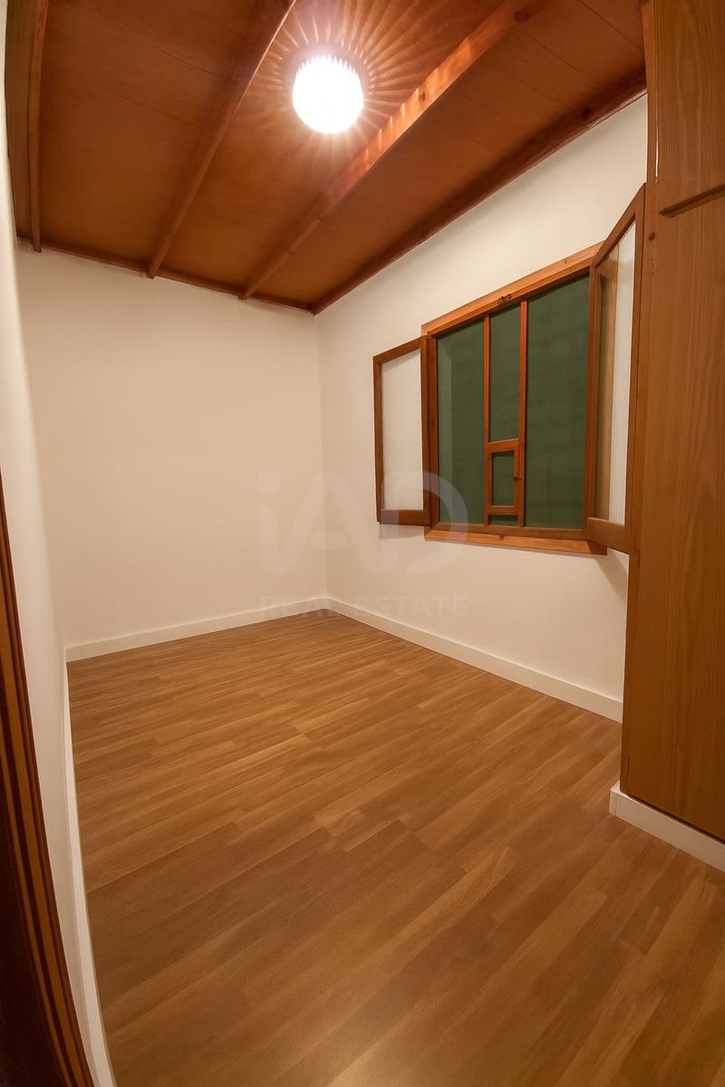 Finca/Casa Rural de 3 habitaciones en Alicante / Alacant ciudad en venta con garaje - 269.000 € (Ref: 9988875)