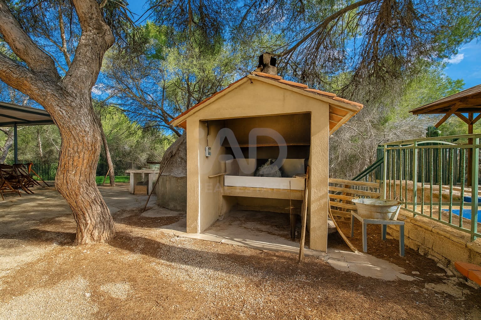 Finca/Casa Rural de 3 habitaciones en Alicante / Alacant ciudad en venta con garaje - 269.000 € (Ref: 9988875)