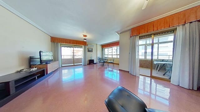 3 soveværelse Lejlighed til salg i Pont Nou - Corazón de Jesús, Elche / Elx - € 250.000 (Ref: 9988878)