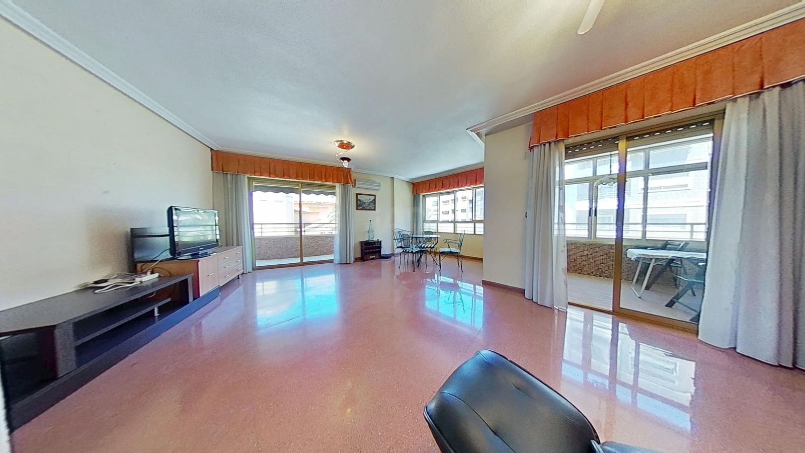 3 sovrum Lägenhet till salu i Elche / Elx - 250 000 € (Ref: 9988878)
