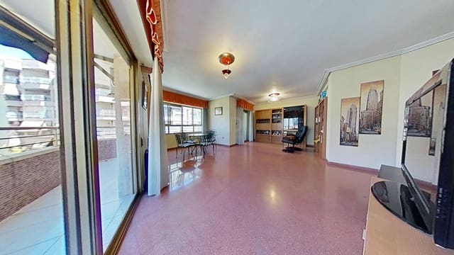 3 soveværelse Lejlighed til salg i Pont Nou - Corazón de Jesús, Elche / Elx - € 250.000 (Ref: 9988878)