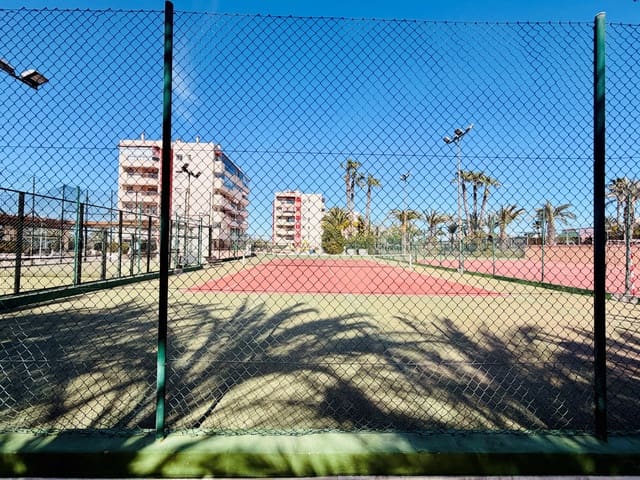 1 soverom Leilighet til salgs i Arenales del Sol, Elche / Elx med svømmebasseng garasje - € 235 000 (Ref: 9988879)