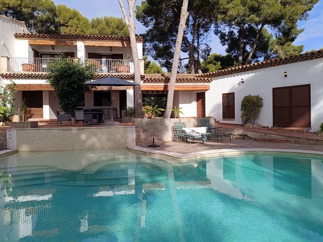 4 quarto Casa em Banda para venda em Roda de Barà com piscina garagem - 2 200 000 € (Ref: 9988880)