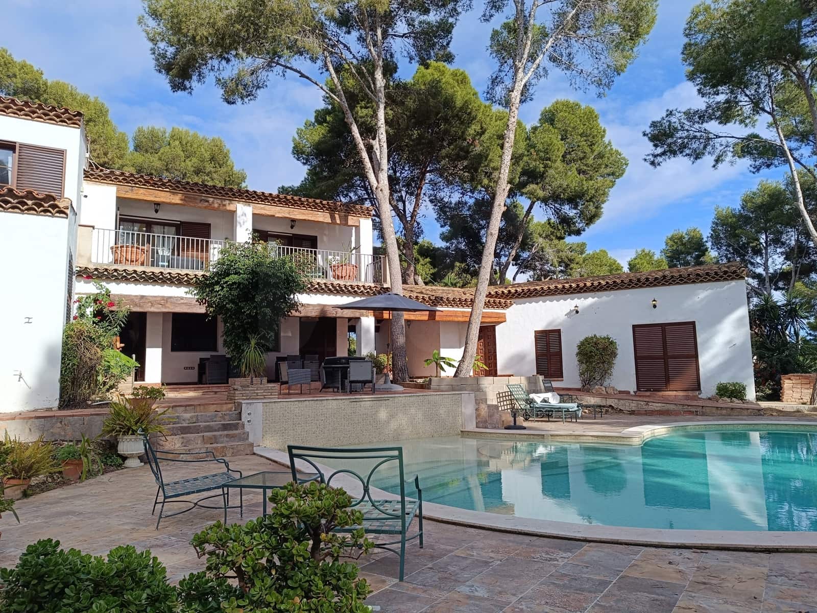 4 bedroom Townhouse for sale in Roda de Bara with pool garage - € 2,200,000 (Ref: 9988880)