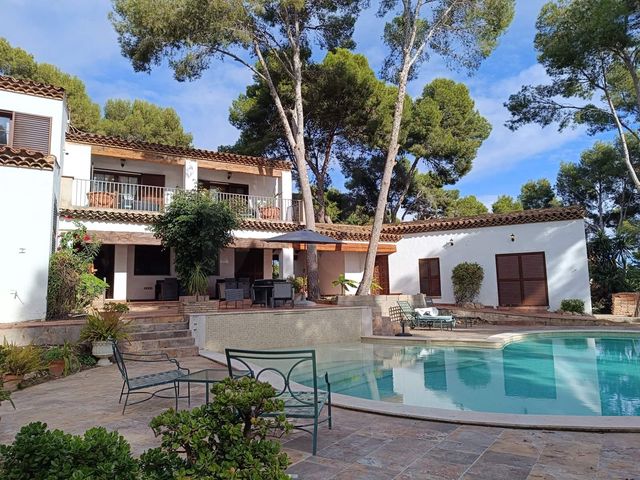 4 quarto Casa em Banda para venda em Roda de Barà com piscina garagem - 2 200 000 € (Ref: 9988880)