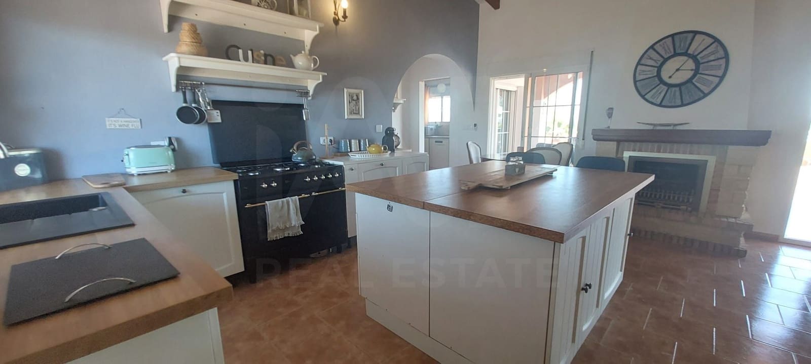 Chalet de 3 habitaciones en Dolores en venta con piscina - 445.000 € (Ref: 9988882)