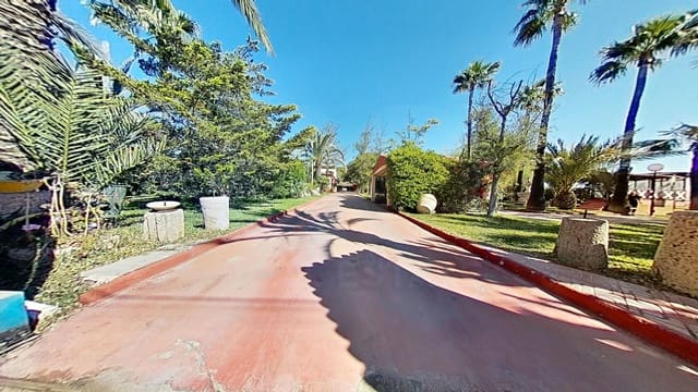 5 soverom Villa til salgs i Peña de las Águilas, Elche / Elx med svømmebasseng garasje - € 598 000 (Ref: 9988883)