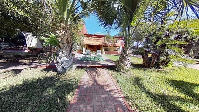 5 soverom Villa til salgs i Peña de las Águilas, Elche / Elx med svømmebasseng garasje - € 598 000 (Ref: 9988883)