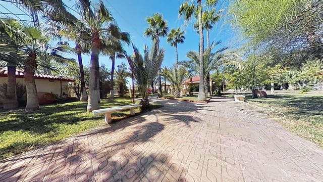 5 soverom Villa til salgs i Peña de las Águilas, Elche / Elx med svømmebasseng garasje - € 598 000 (Ref: 9988883)