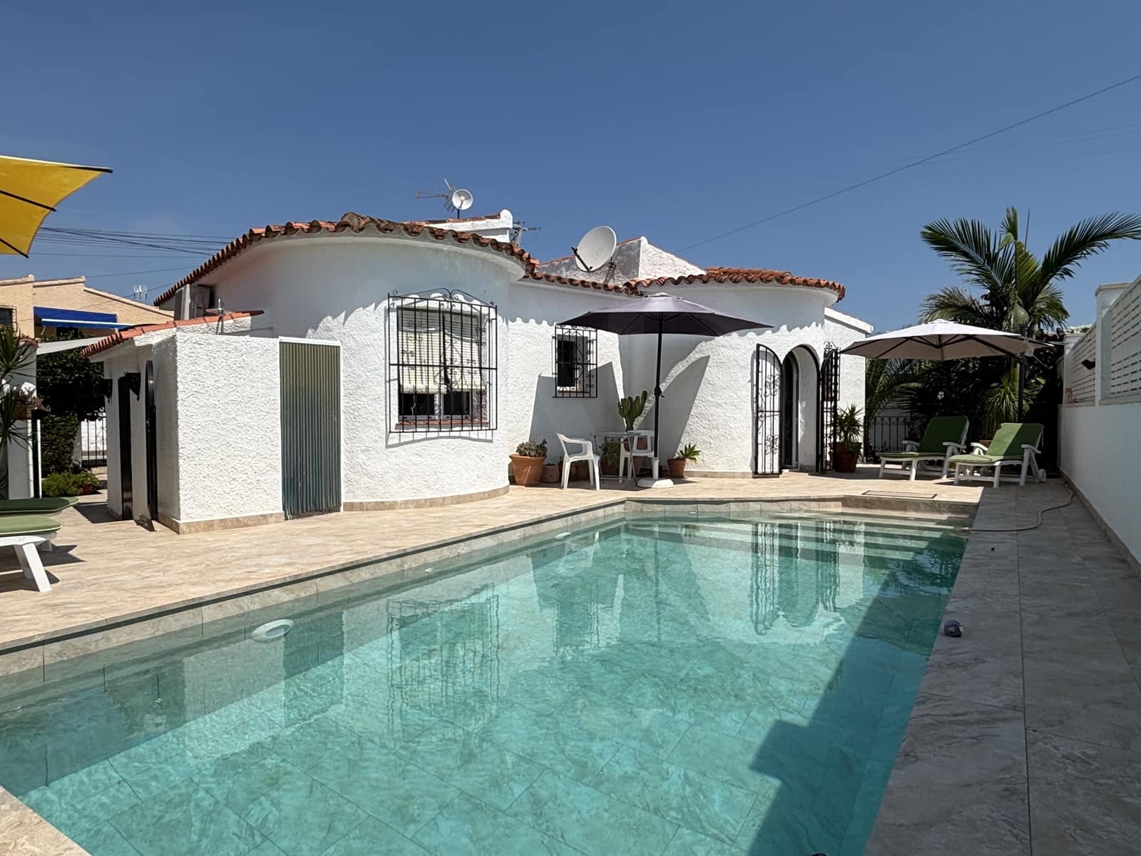 2 quarto Casa em Banda para venda em Els Poblets com piscina - 329 000 € (Ref: 9988884)