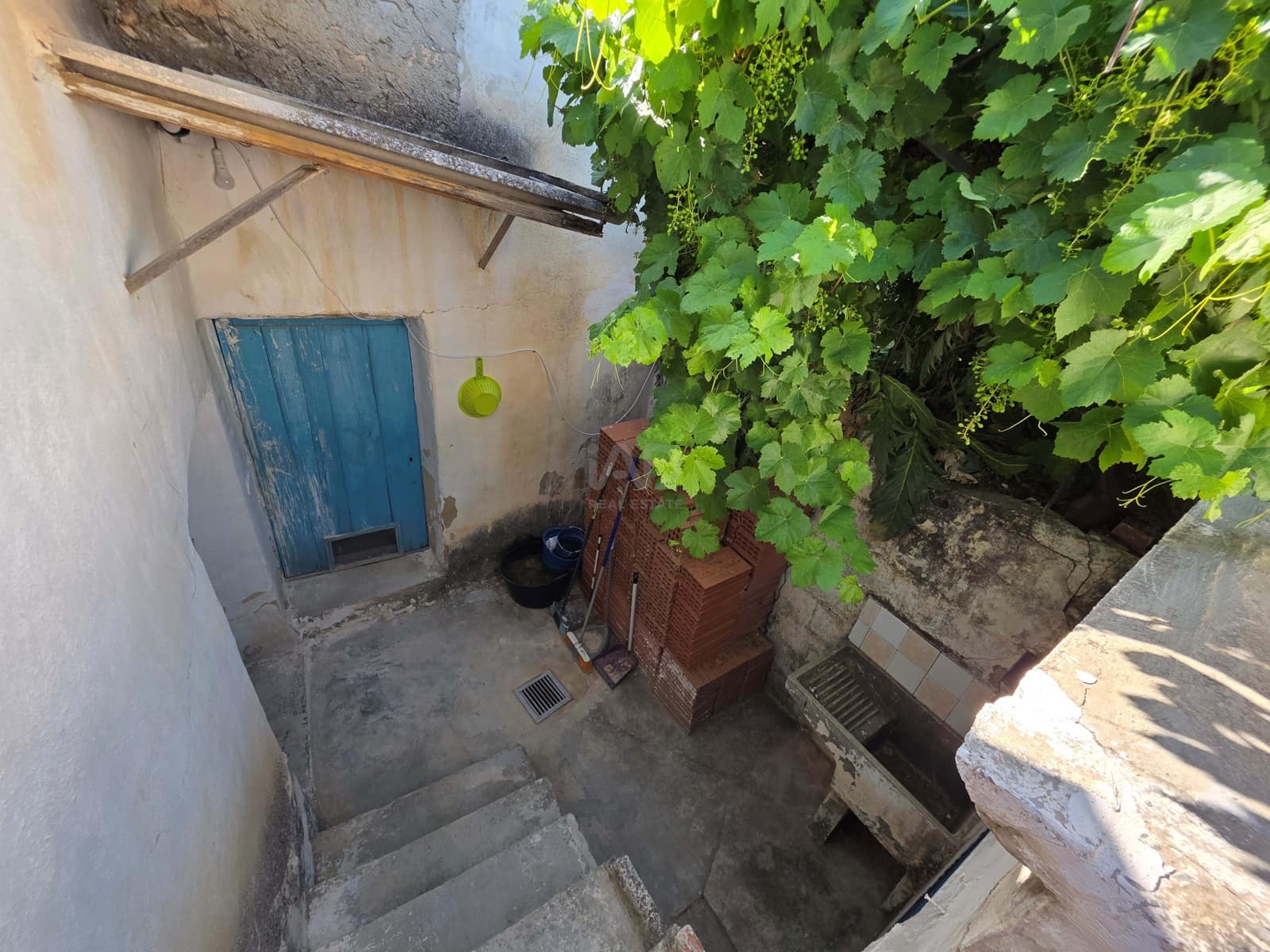 Casa de 3 habitaciones en Albacete ciudad en venta - 39.000 € (Ref: 9988885)