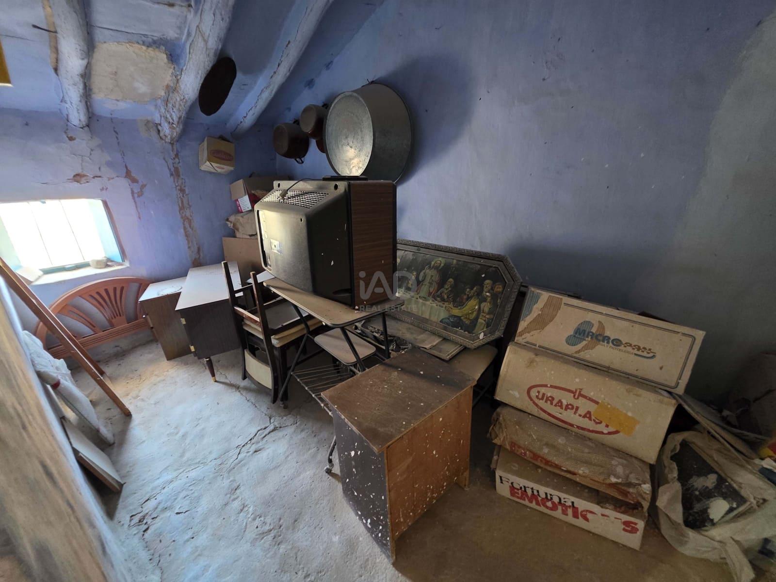 Casa de 3 habitaciones en Albacete ciudad en venta - 39.000 € (Ref: 9988885)