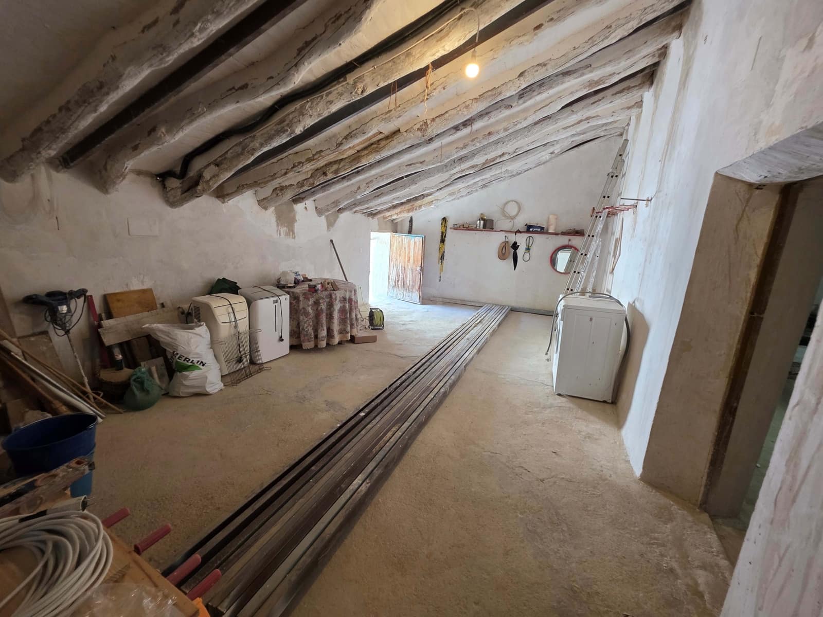 Casa de 3 habitaciones en Albacete ciudad en venta - 39.000 € (Ref: 9988885)