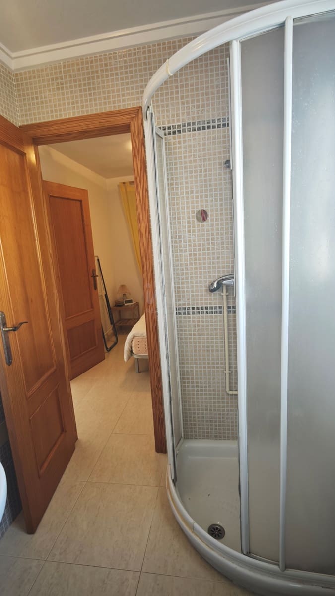 4 Zimmer Reihenhaus zu verkaufen in Alicante / Alacant Stadt mit Pool - 300.000 € (Ref: 9988886)