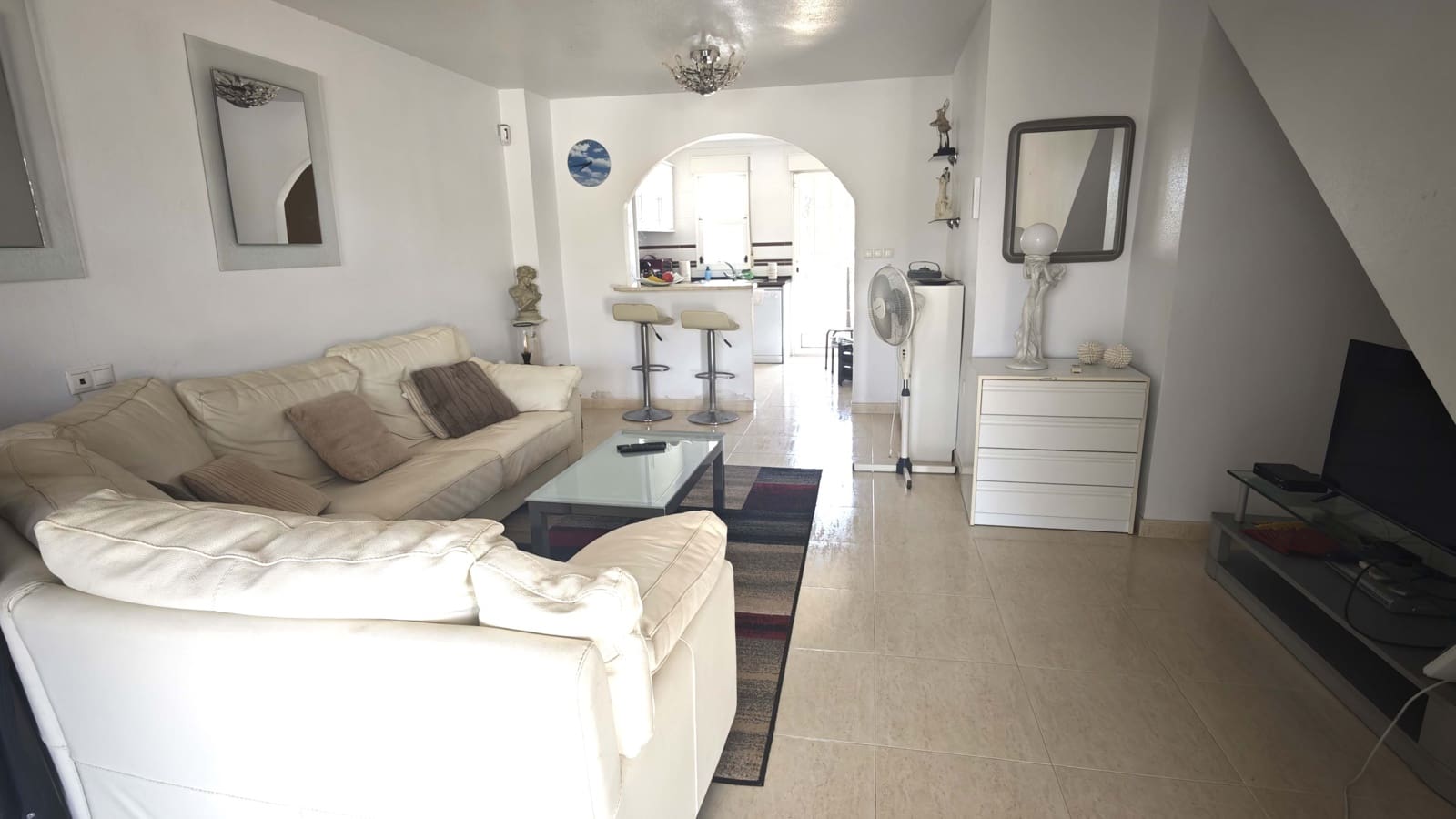 4 Zimmer Reihenhaus zu verkaufen in Alicante / Alacant Stadt mit Pool - 300.000 € (Ref: 9988886)