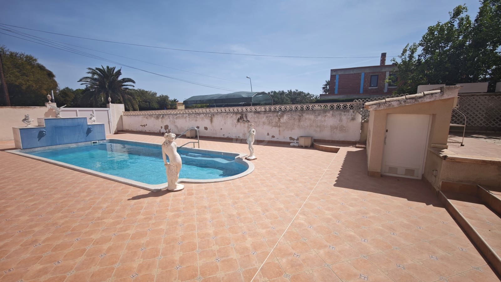 4 Zimmer Reihenhaus zu verkaufen in Alicante / Alacant Stadt mit Pool - 300.000 € (Ref: 9988886)