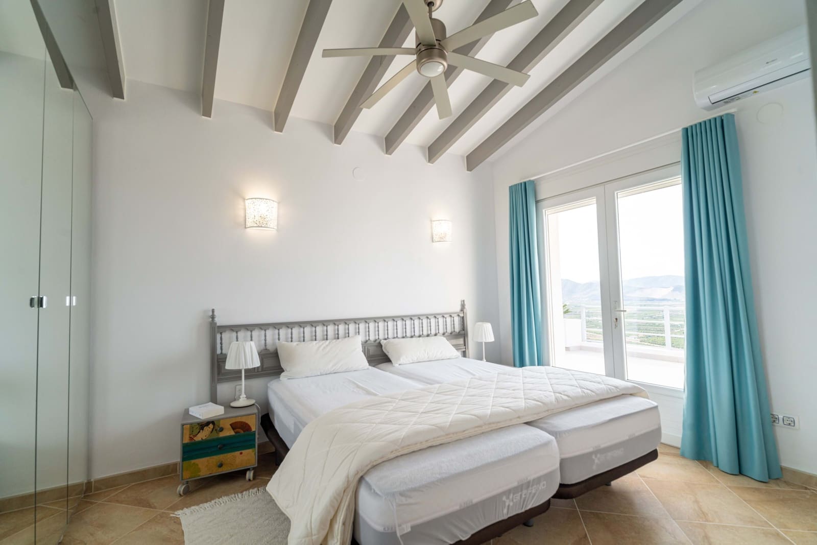 5 Zimmer Haus zu verkaufen in Alicante / Alacant Stadt mit Pool - 875.000 € (Ref: 9988889)