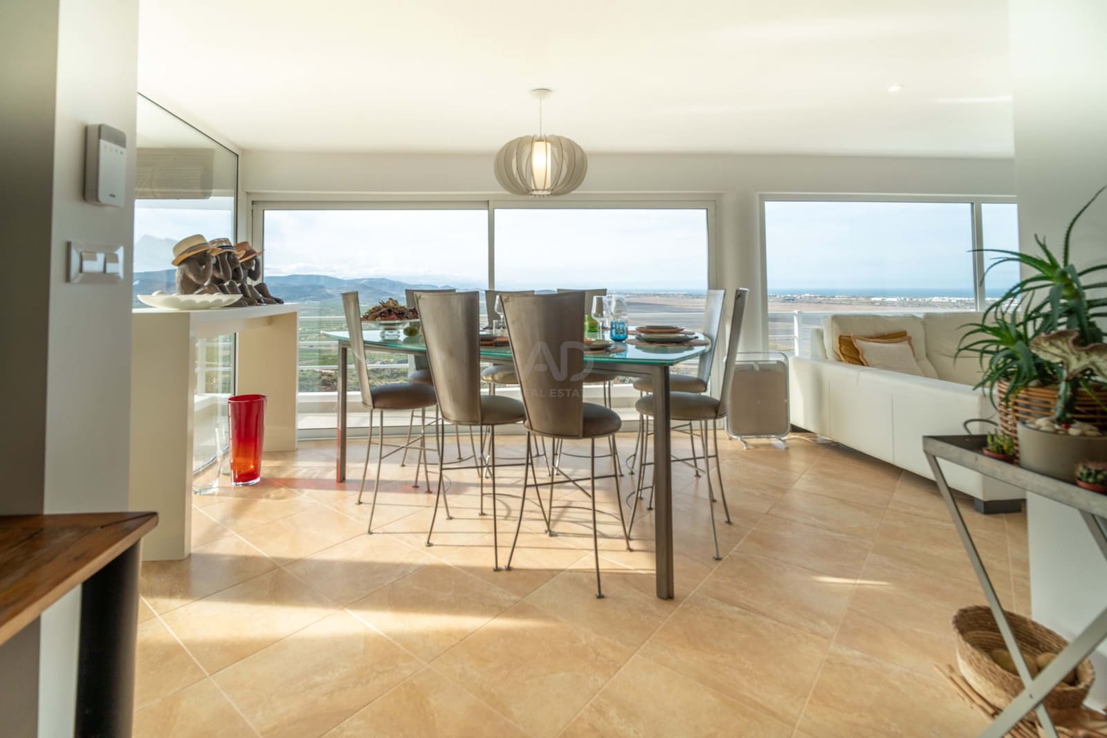 5 Zimmer Haus zu verkaufen in Alicante / Alacant Stadt mit Pool - 875.000 € (Ref: 9988889)