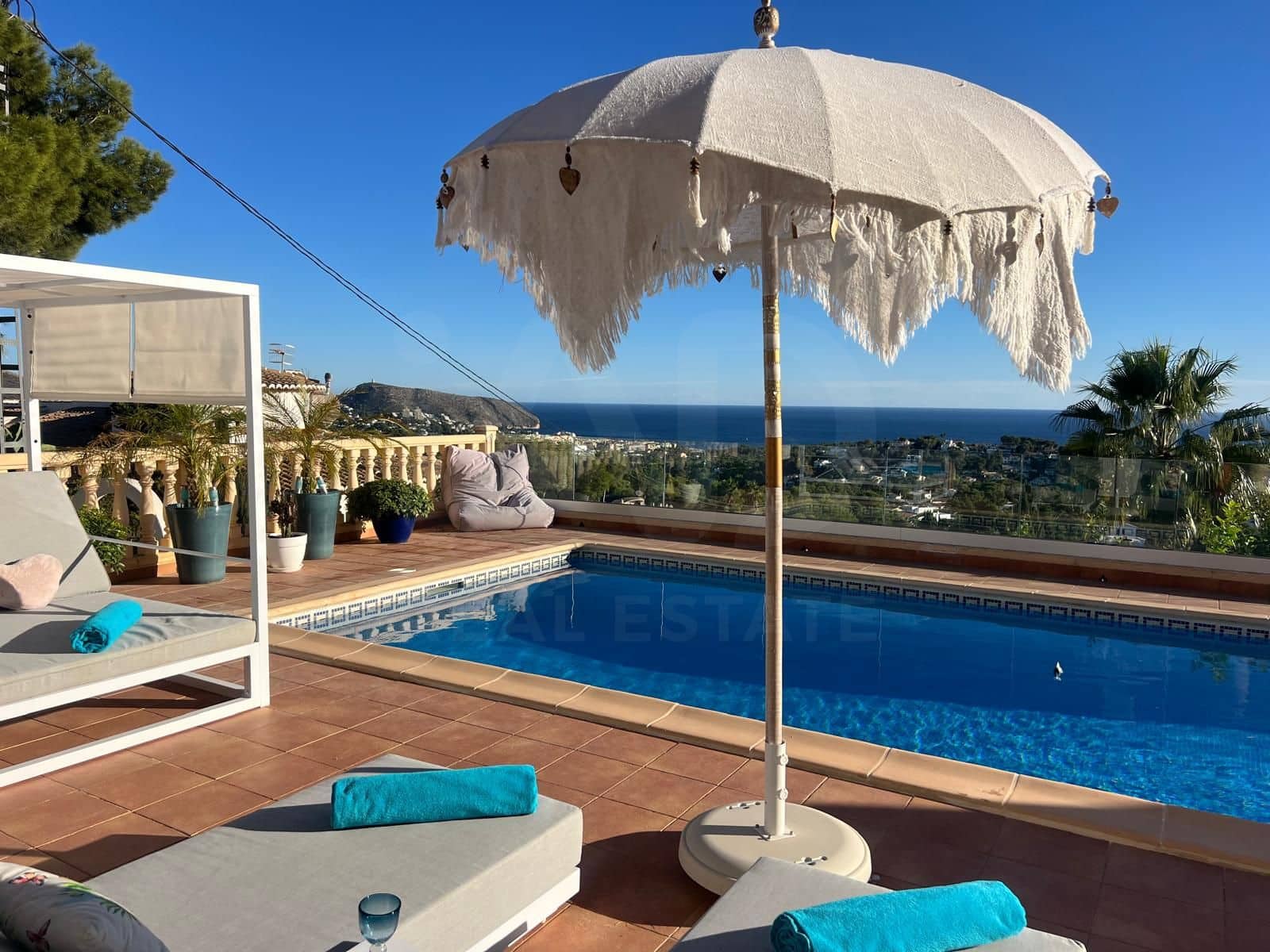 4 chambre Maison de Ville à vendre à Alicante ville avec piscine garage - 1 565 000 € (Ref: 9988891)