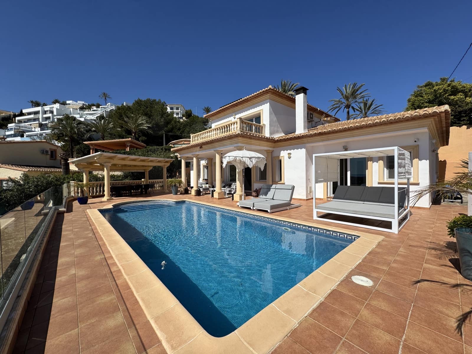 4 chambre Maison de Ville à vendre à Alicante ville avec piscine garage - 1 565 000 € (Ref: 9988891)