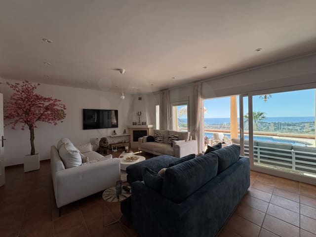 4 slaapkamer Huis te koop in Teulada Pueblo, Teulada-Moraira met zwembad garage - € 1.565.000 (Ref: 9988891)