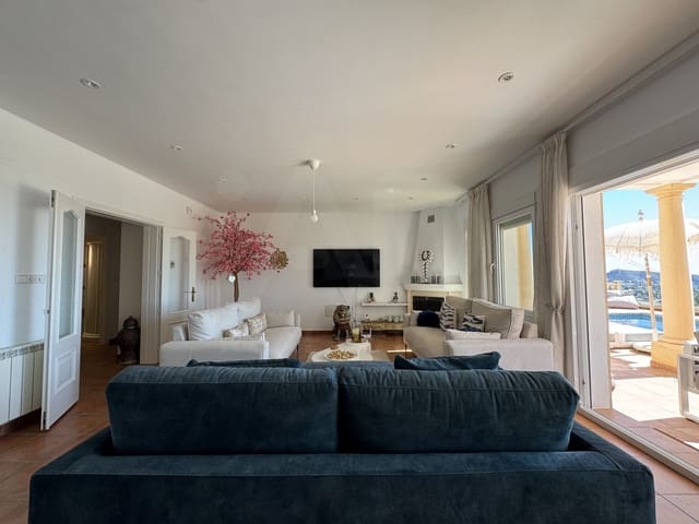 4 slaapkamer Huis te koop in Teulada Pueblo, Teulada-Moraira met zwembad garage - € 1.565.000 (Ref: 9988891)