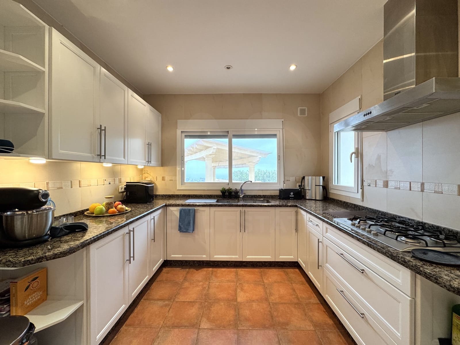 4 chambre Maison de Ville à vendre à Alicante ville avec piscine garage - 1 565 000 € (Ref: 9988891)