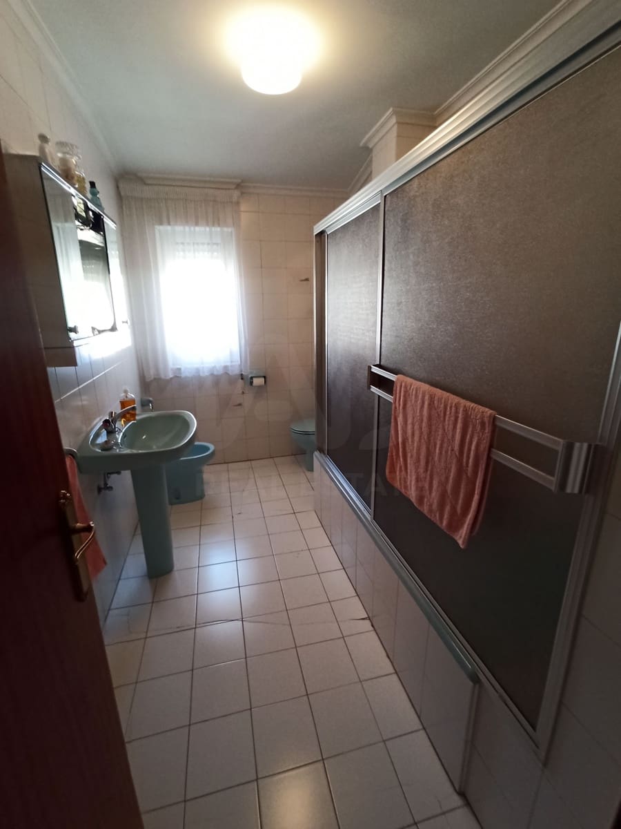 5 soveværelse Villa til salg i Cuadros med swimmingpool garage - € 269.500 (Ref: 9988892)