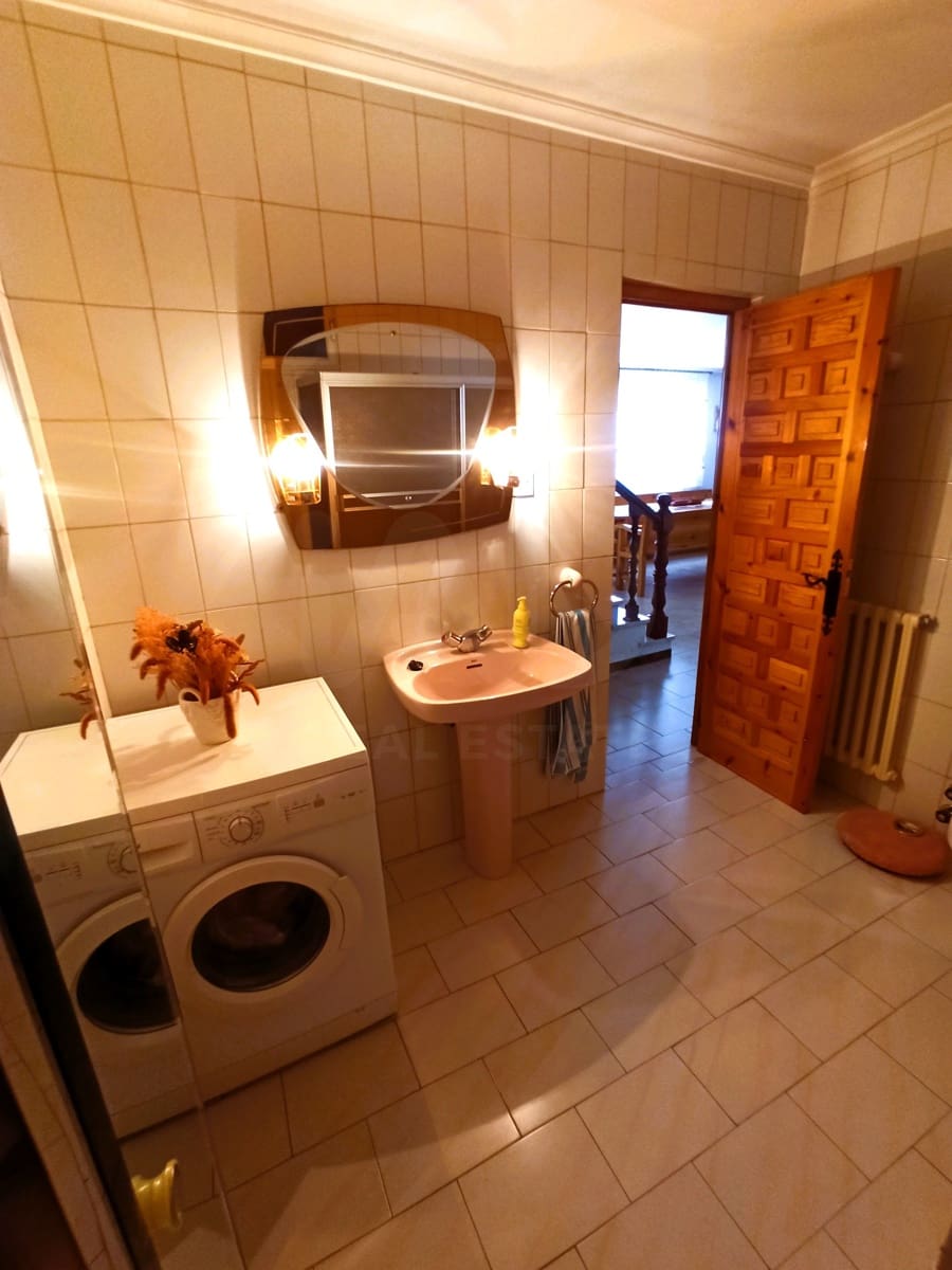 5 soveværelse Villa til salg i Cuadros med swimmingpool garage - € 269.500 (Ref: 9988892)