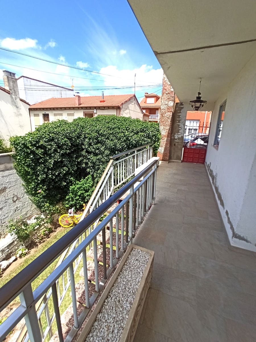 5 soveværelse Villa til salg i Cuadros med swimmingpool garage - € 269.500 (Ref: 9988892)