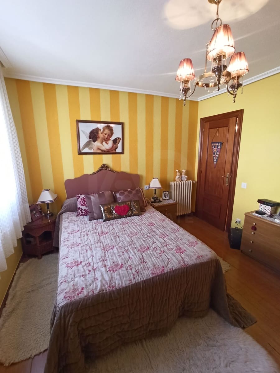 5 soveværelse Villa til salg i Cuadros med swimmingpool garage - € 269.500 (Ref: 9988892)