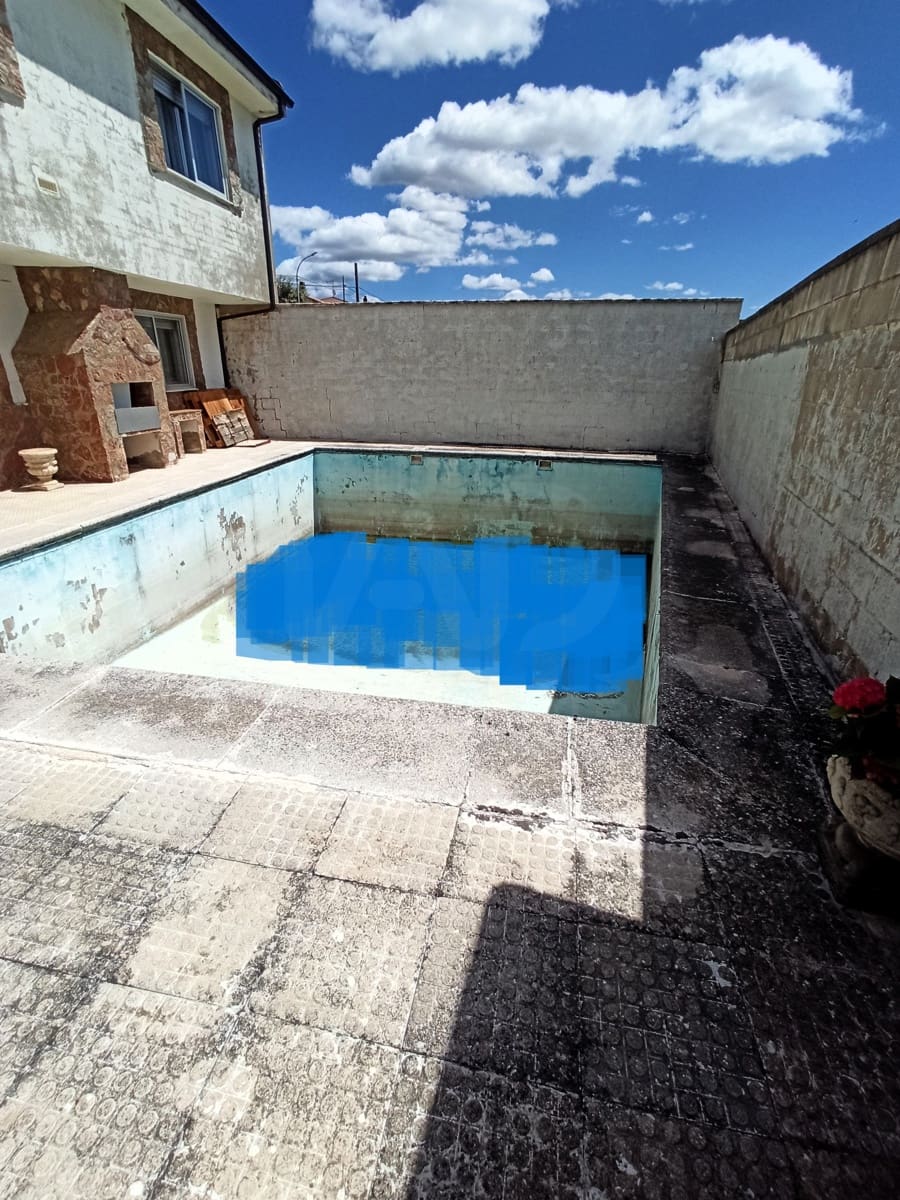 5 soveværelse Villa til salg i Cuadros med swimmingpool garage - € 269.500 (Ref: 9988892)