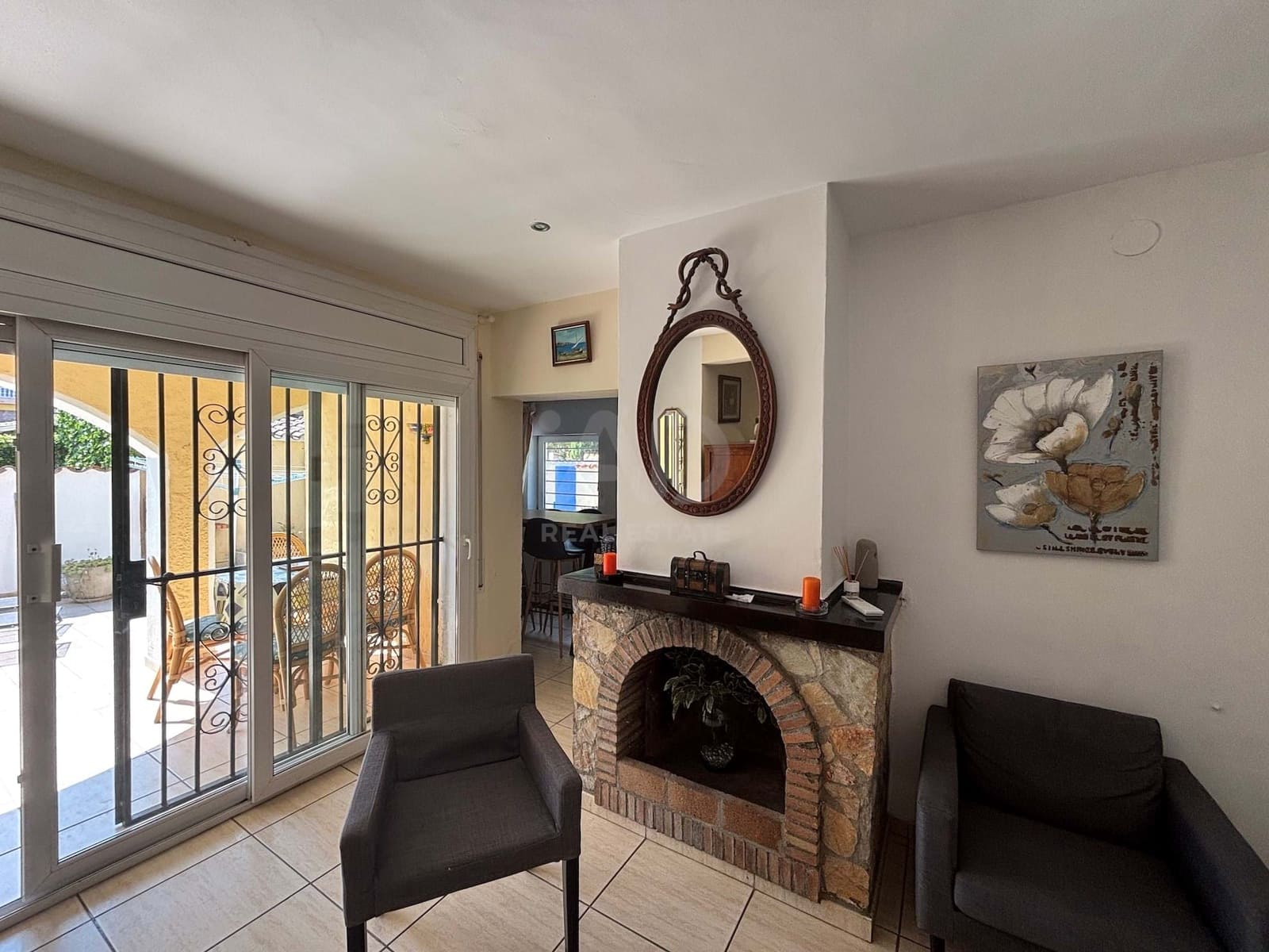 4 slaapkamer Huis te koop in Gerona stad met zwembad garage - € 428.000 (Ref: 9988893)