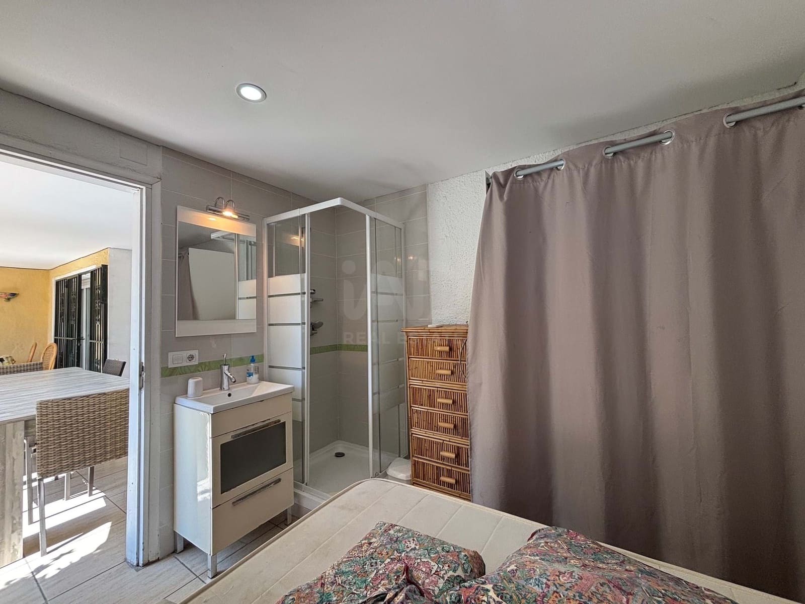 4 slaapkamer Huis te koop in Gerona stad met zwembad garage - € 428.000 (Ref: 9988893)