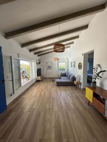 2 soverom Hus til salgs i Huelva by med svømmebasseng garasje - € 397 000 (Ref: 9988894)